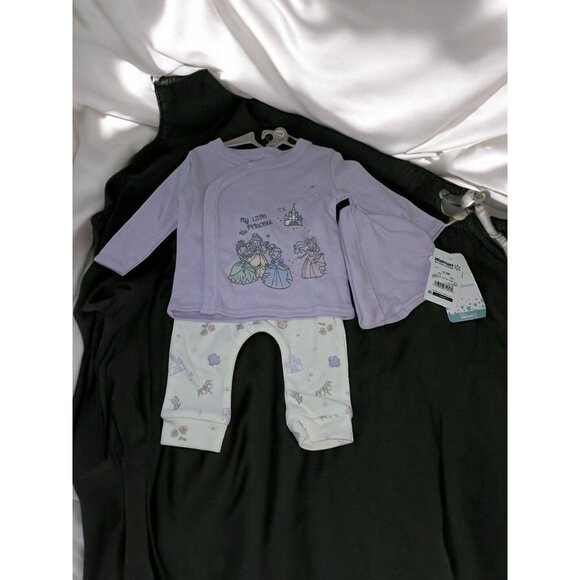 Baby Girls 0-3 and 0-6 months NWT Disney 3 Piece Outfit/ Wonder Nation 6 Pack S - Picture 2 of 9